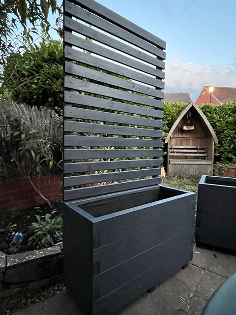 90 x 40 Planter With Trellis | Devonshire Planter and Trellis Combination |Wooden Planter With Trellis | Bespokeoutdoor | Garden Trellis