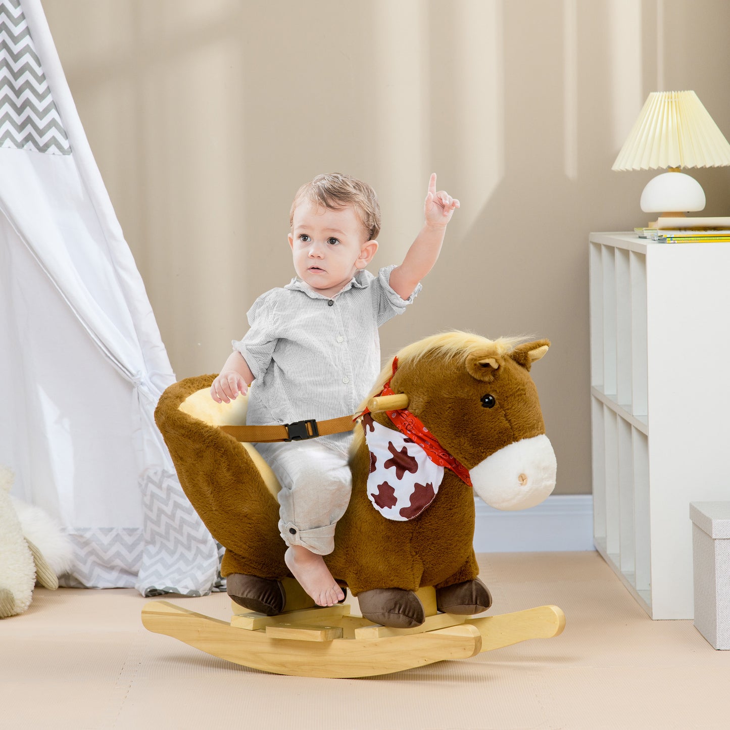 HOMCOM Kids Rocking Horse, Plush Baby Rocking Chair with Safety Harness, Realistic Sound, Foot Pedals, for Toddler Aged 18-36 Months, Brown