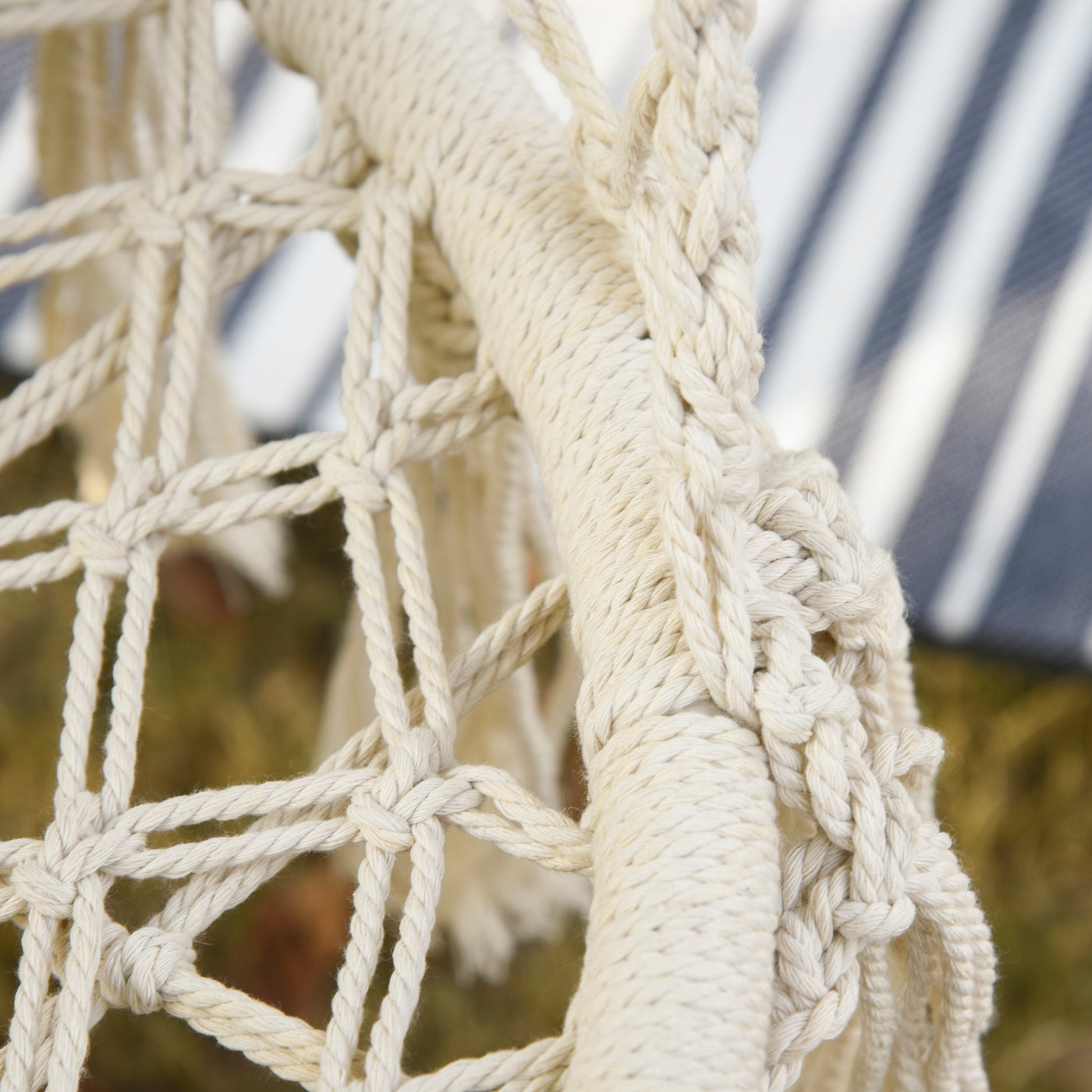 outsunny-hanging-hammock-chair-cotton-rope-porch-swing-with-metal-frame-and-cushion-large-macrame-seat-for-patio-garden-bedroom-cream-white