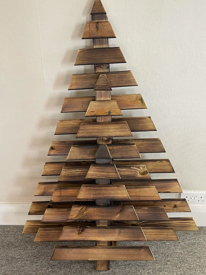 Christmas Tree 4Ft