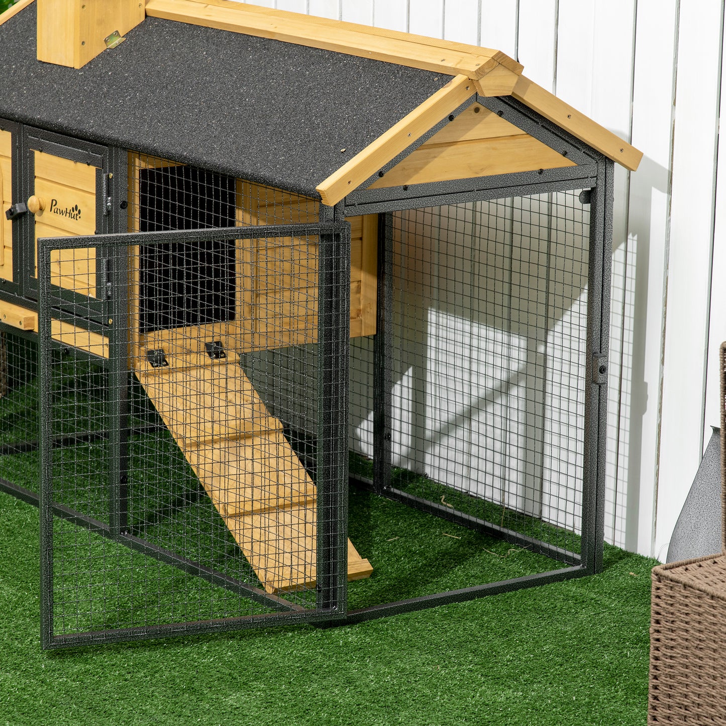 PawHut Rabbit Hutch Outdoor Bunny Cage with Run, Removable Tray, Ramp, Small Animal House, 120 x 55.5 x 80 cm